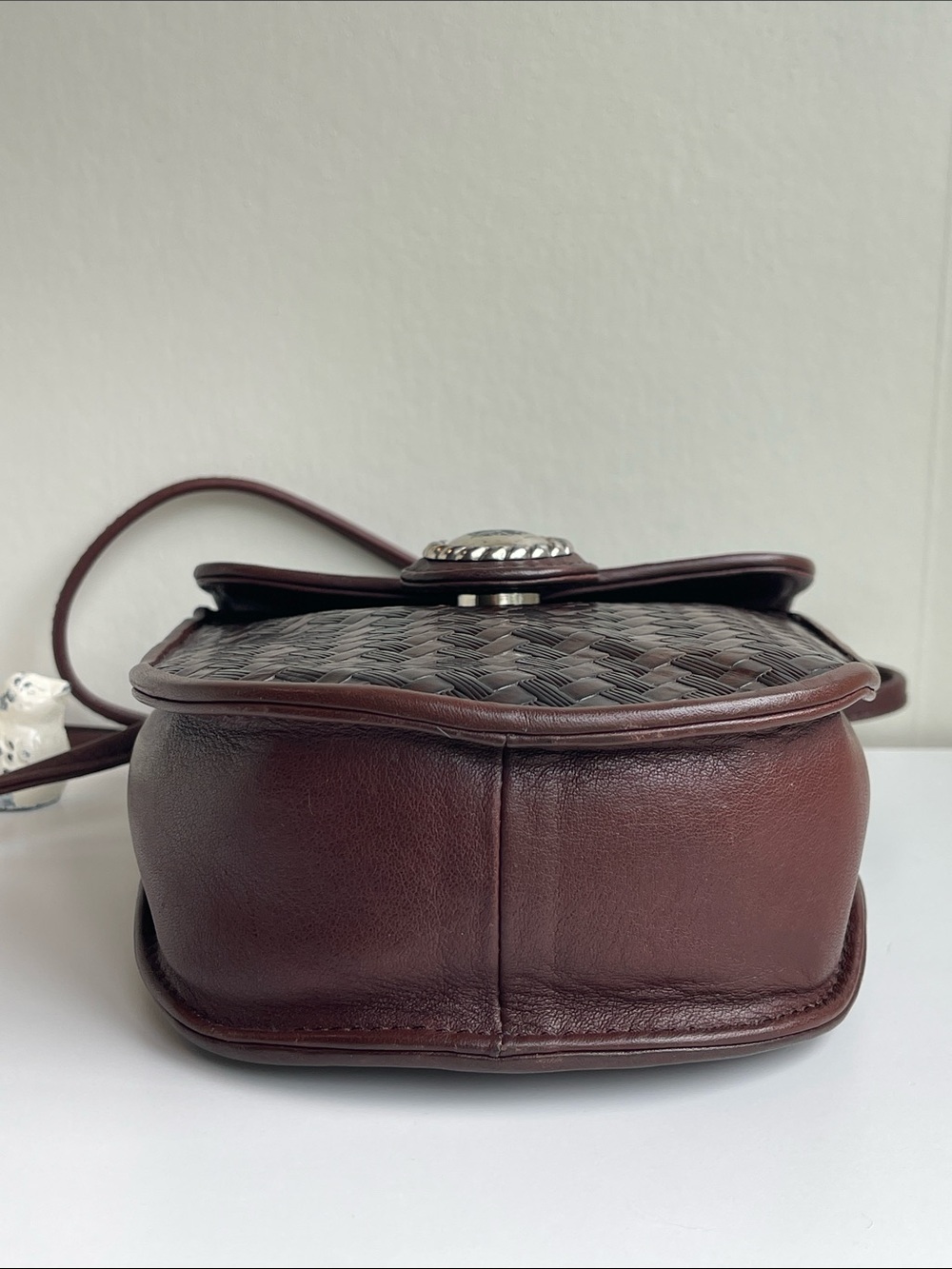 Brighton One World Brown Woven Leather Crossbody Bag - Picture 8 of 16